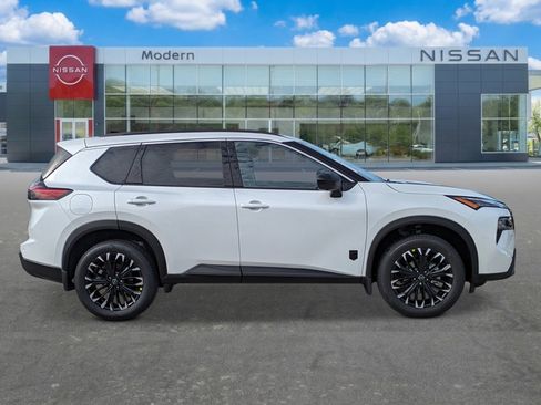 New 2026 Nissan Rogue SV FWD image 6