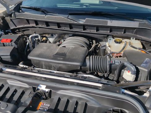 Used 2020 Chevrolet Silverado 1500 LT Trail Boss image 38