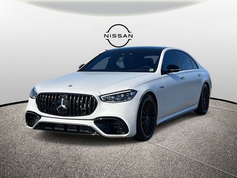 Used 2025 Mercedes-Benz S 63 AMG S image 4