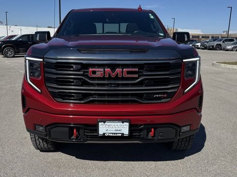 Used 2023 GMC Sierra 1500 AT4 w/ Technology Package image 6