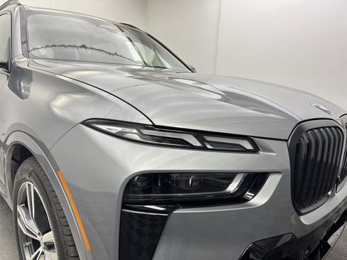 New 2026 BMW X7 xDrive40i w/ M Sport Package image 18