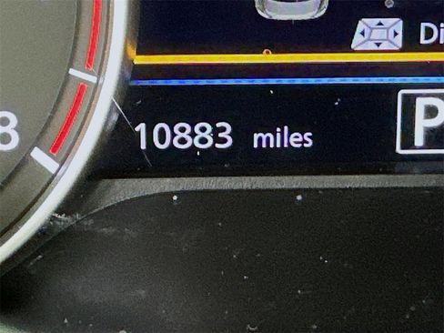 Used 2025 Nissan Sentra SR image 28