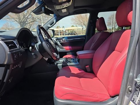 Used 2023 Lexus GX 460 Premium image 12