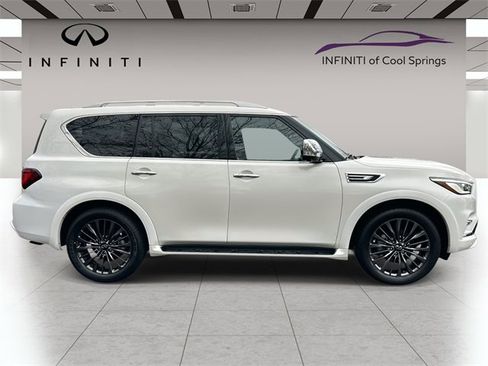 Certified 2024 INFINITI QX80 Sensory w/ Cargo Package image 8