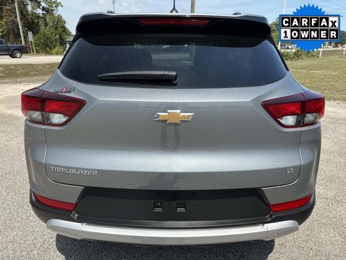 Used 2025 Chevrolet TrailBlazer LT FWD image 5