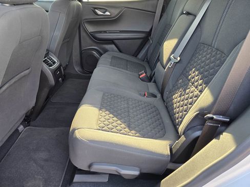 Used 2022 Chevrolet Blazer LT FWD image 12