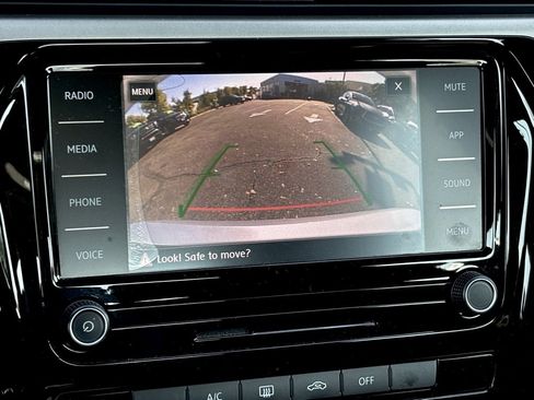 Used 2021 Volkswagen Passat 2.0T S w/ Luggage Net & Mats Package image 21