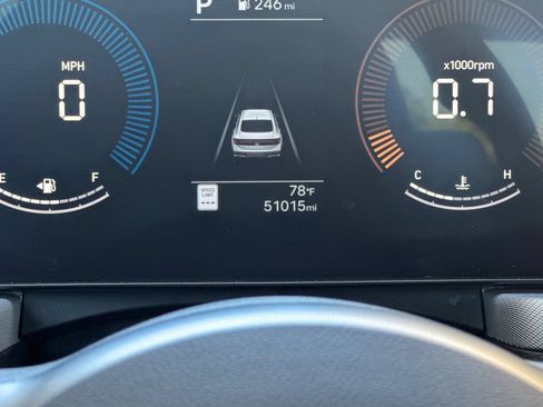 Used 2025 Hyundai Sonata SEL FWD image 32