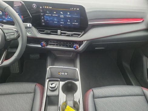 New 2026 Chevrolet Equinox RS w/ Convenience Package III image 17