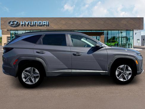 New 2026 Hyundai Tucson SEL image 9