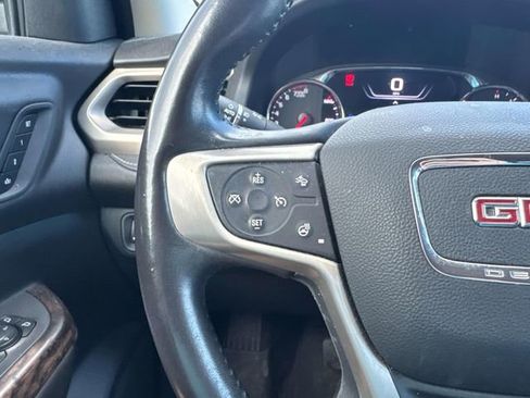 Used 2021 GMC Acadia Denali w/ Denali Technology Package image 29