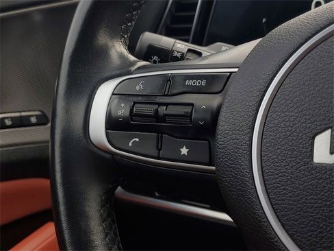 Certified 2023 Kia Sportage SX image 25