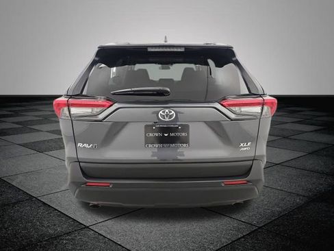 Certified 2022 Toyota RAV4 XLE image 5