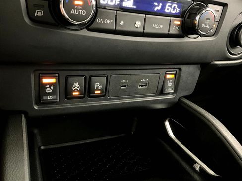 Certified 2024 Nissan Frontier SV w/ SV Convenience Package AWD/4WD image 17