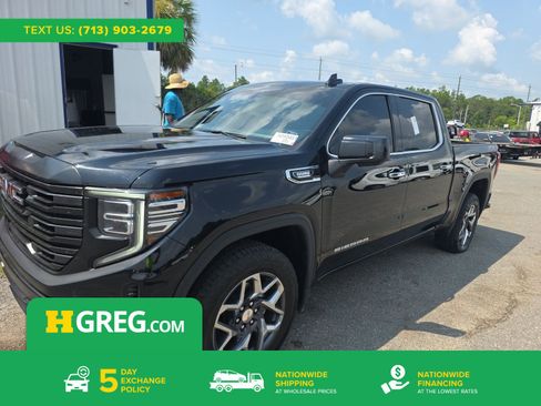 Used 2023 GMC Sierra 1500 SLT w/ SLT Premium Package AWD/4WD image 1