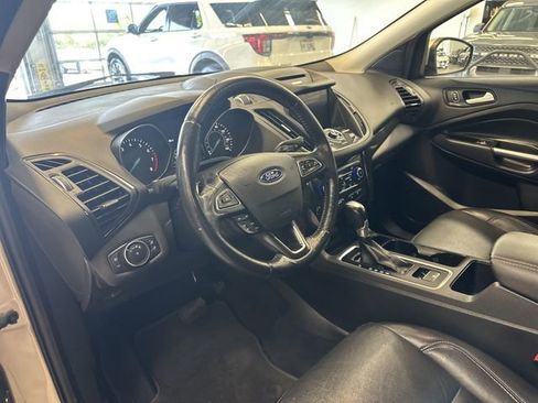 Used 2017 Ford Escape Titanium FWD image 24