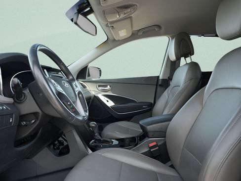 Used 2018 Hyundai Santa Fe Sport AWD/4WD image 25