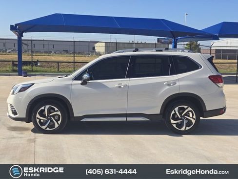 Used 2022 Subaru Forester Touring AWD/4WD image 4