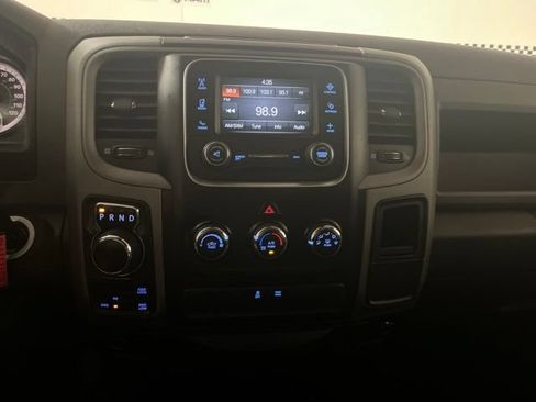Used 2017 RAM 1500 Express AWD/4WD image 27