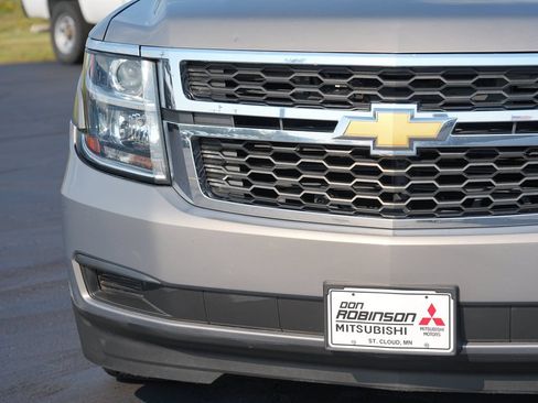 Used 2018 Chevrolet Tahoe LS w/ Skid Plate Package AWD/4WD image 9