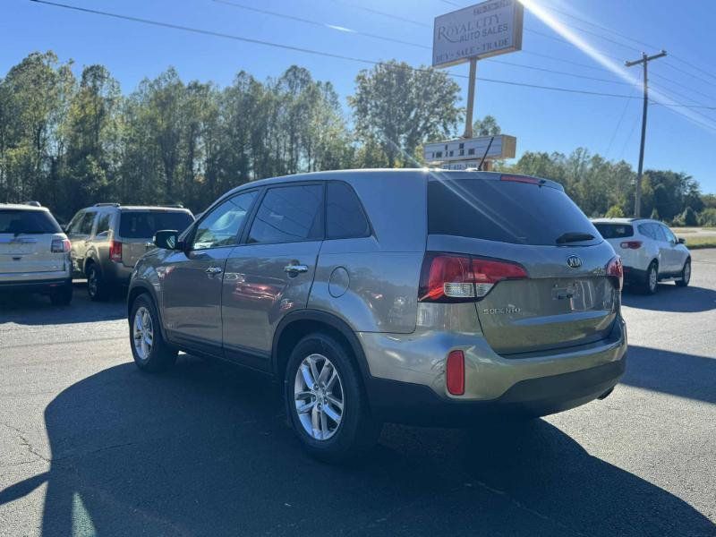 Used 2014 Kia Sorento LX AWD/4WD image 7
