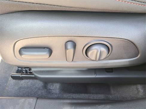 New 2026 Chevrolet Trax RS w/ Driver Confidence Package image 23