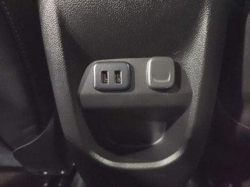 Used 2017 Chevrolet Colorado LT w/ LT Convenience Package AWD/4WD image 27