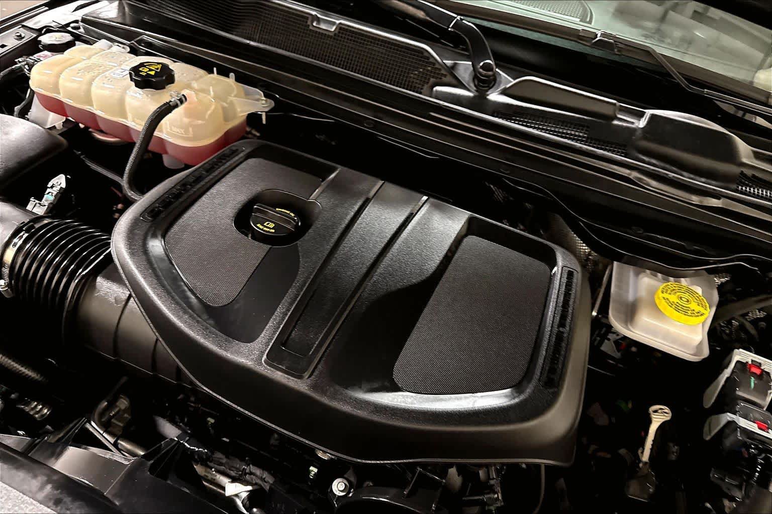 Used 2025 RAM 1500 Big Horn AWD/4WD image 32