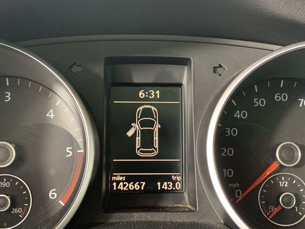 Used 2012 Volkswagen Jetta TDI FWD image 24