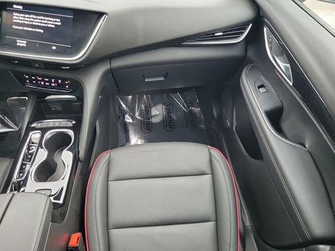 Used 2023 Buick Envision Essence w/ Technology Package I image 18