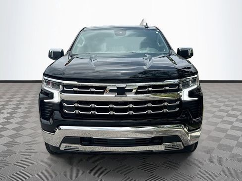Used 2023 Chevrolet Silverado 1500 LTZ w/ LTZ Convenience Package II AWD/4WD image 2