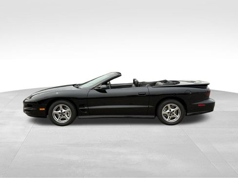 Used 2002 Pontiac Firebird Trans Am RWD image 2
