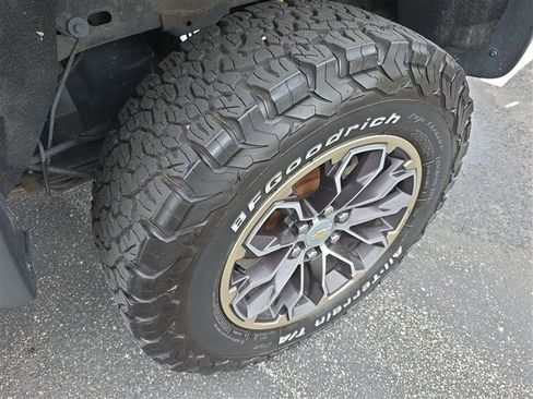 Used 2018 Chevrolet Colorado ZR2 AWD/4WD image 17