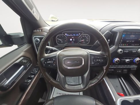 Used 2020 GMC Sierra 3500 Denali w/ Denali Ultimate Package AWD/4WD image 12