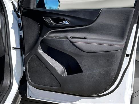 Used 2024 Chevrolet Equinox RS image 26
