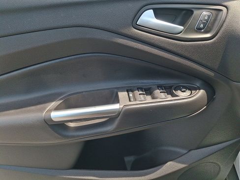 Used 2019 Ford Escape SEL AWD/4WD image 12