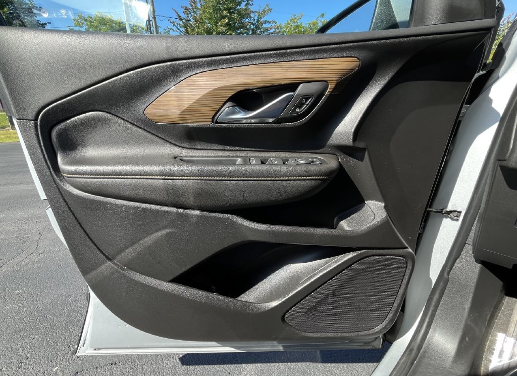 Certified 2020 GMC Terrain SLE FWD image 3
