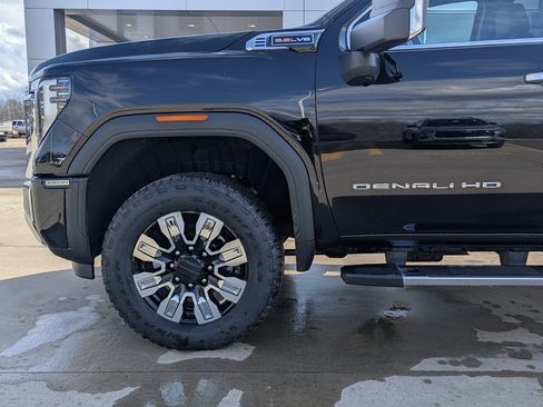 New 2026 GMC Sierra 2500 Denali image 10