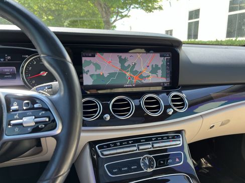 Used 2019 Mercedes-Benz E 300 image 31