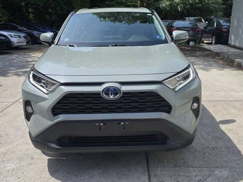 Used 2021 Toyota RAV4 XLE w/ Convenience Package AWD/4WD image 8