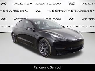 Used 2021 Tesla Model 3 Standard Range Plus video 2
