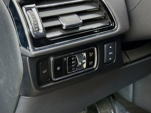 Used 2024 Lincoln Navigator L Black Label image 10