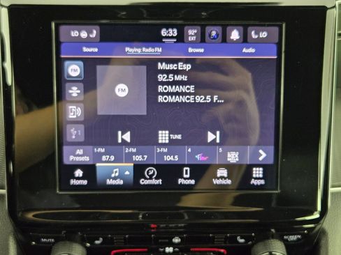 Used 2024 Jeep Grand Cherokee L Laredo AWD/4WD image 17