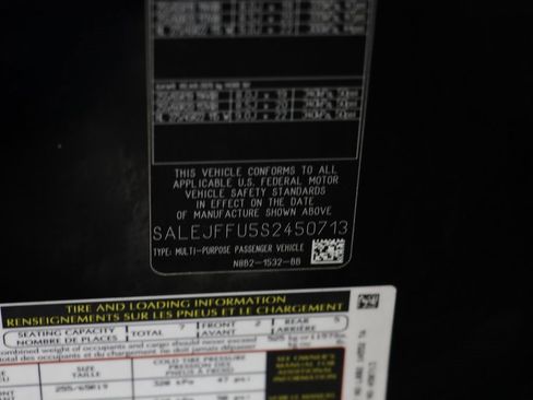 Used 2025 Land Rover Defender 130 S image 26