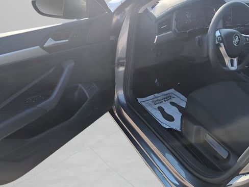 Used 2019 Volkswagen Jetta S image 7