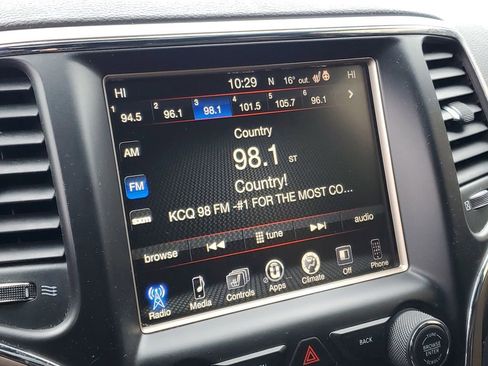 Used 2015 Jeep Grand Cherokee Altitude image 17