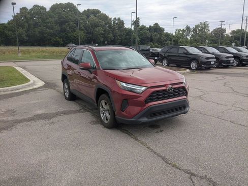 Used 2023 Toyota RAV4 XLE w/ Convenience Package FWD image 7