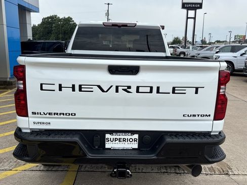 New 2026 Chevrolet Silverado 2500 Custom w/ Custom Value Package AWD/4WD image 4