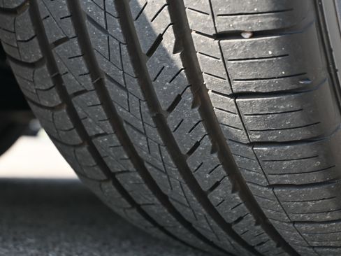 Used 2025 Ford Mustang GT Premium image 31