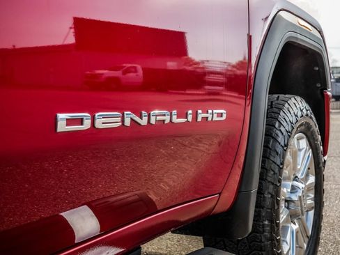 Used 2021 GMC Sierra 2500 Denali w/ Denali Ultimate Package AWD/4WD image 10